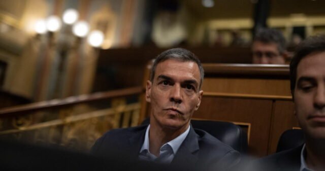 Tây ban nha. Thủ tướng Pedro Sánchez phủ nhận mọi