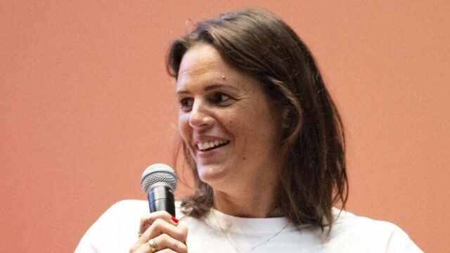 Laure Manaudou, mẹ của ba đứa con: bà tiết lộ