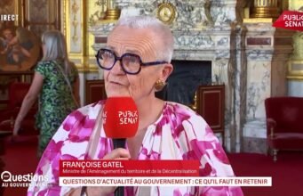 François Gatel kêu gọi: “Tất cả chúng ta phải cùng nhau ưu tiên viện trợ cho việc cải tạo trường học”.