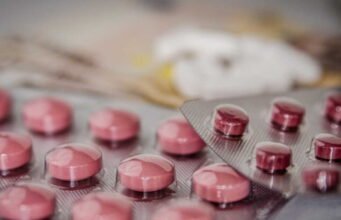 Một tài xế xe buýt sử dụng thuốc chống trầm cảm và tramadol bị Sở An sinh xã hội Tây Ban Nha buộc phải quay lại làm việc
