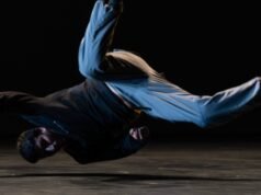 Nidāl (từ trong ra ngoài) của Marina Gomes và Elias Ardoin