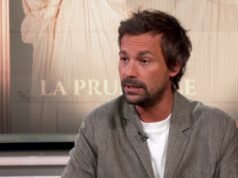 Bertrand Chameroy tin rằng: “Bạn phải hơi ‘khổ dâm’ một chút để khiến mọi người cười, đặc biệt là trong thời kỳ đen tối của chúng ta”.