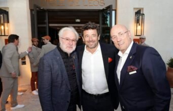 Vụ Patrick Bruel: ở Isle-sur-la-Sorgue, nơi anh sở hữu khách sạn sang trọng của mình, “sự khó chịu ngày càng tăng”