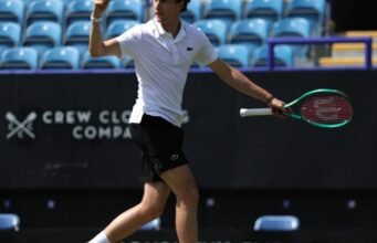 Quần vợt. Tắm nước lạnh ở Eastbourne cho Ugo Humbert, bị Zizou Bergs đánh bại trong trận chung kết