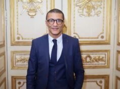 Karim Bouamrane phản đối Charlie Hebdo sau bức vẽ Didier Deschamps: “Thật xấu hổ”