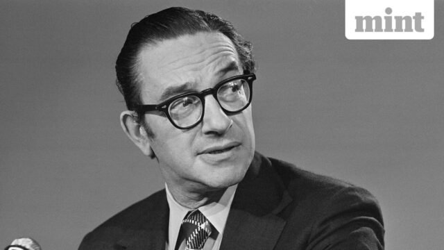 Alan Greenspan qua đời ở tuổi 100: Cựu Chủ tịch