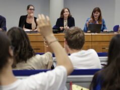 Alsace. Ngay trên Instagram, Tòa án Nhân quyền Châu Âu thẩm vấn học sinh trung học là chuyên gia truyền thông xã hội
