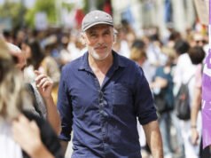 Bầu cử tổng thống năm 2027: NPA của Philippe Poutou tuyên bố ủng hộ Jean-Luc Mélenchon