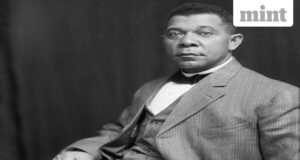 Câu nói trong ngày của Booker T. Washington: “Thành công không được đo lường nhiều bằng vị trí…”