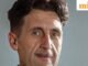 Câu nói trong ngày của George Orwell: “Bản chất của con người là chúng ta không tìm kiếm sự hoàn hảo”