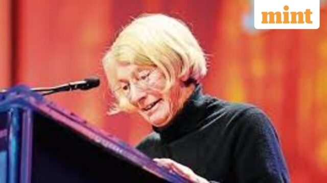 Câu nói trong ngày của Mary Oliver: “Bạn sẽ làm