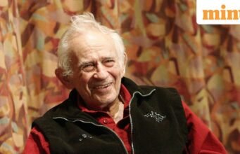 Câu nói trong ngày của Norman Mailer: “Mỗi khoảnh khắc trong cuộc đời bạn…” – bài học cuộc sống về sự trưởng thành, lòng dũng cảm và kỷ luật