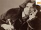 Câu nói trong ngày của Oscar Wilde: “Sống là điều hiếm hoi nhất trên thế giới. Hầu hết mọi người đều tồn tại, chỉ vậy thôi’