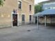 Chambery. Một bà mẹ bị cảnh sát giam giữ vì “xin lỗi khủng bố” sau khi đe dọa trong bữa tiệc ở trường