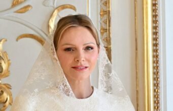 Charlene của Monaco công bố một bức ảnh chưa từng thấy của Jacques và Gabriella nhân Ngày của Mẹ và một chi tiết chính nổi bật
