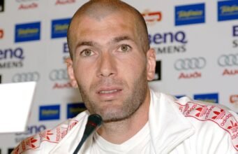 “Chết rồi ông già”: Chấn thương ít người biết của Zidane ở chung kết World Cup
