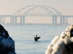 Chiến tranh Ukraine: Đơn vị Alpha đáng gờm lại tấn công… Ba tàu Nga bốc cháy ở Biển Đen, Crimea ban bố tình trạng khẩn cấp