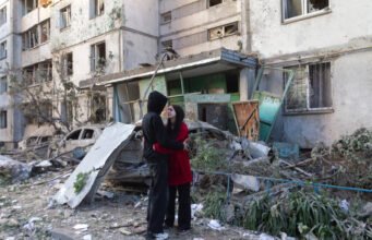 Chiến tranh Ukraine: Kiev bị tấn công bởi hàng trăm tên lửa, ít nhất 20 người chết