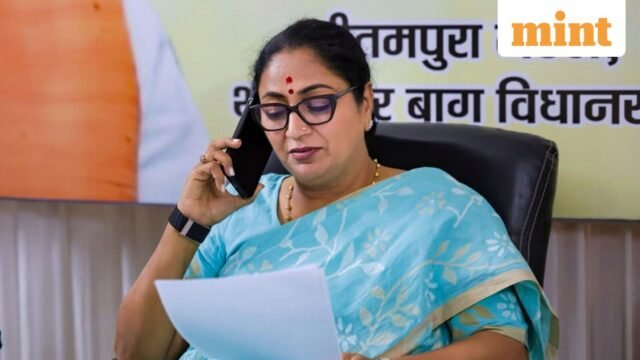 Chính phủ Rekha Gupta tăng gấp đôi phí đậu xe