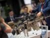 “Chúng tôi hy vọng kiếm được tiền”: Tại Eurosatory, chiến tranh gặp gỡ các chủ ngân hàng và nhà đầu tư