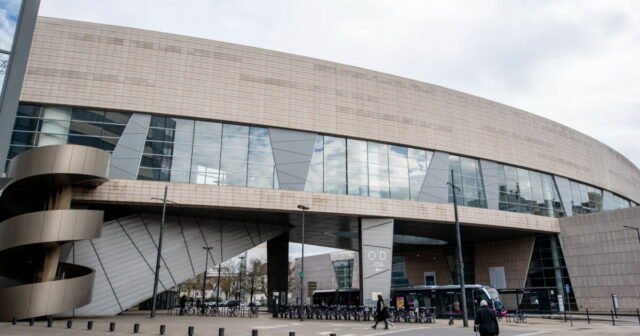 Công lý. Tại Dijon Opera, nhiều năm bất ổn về