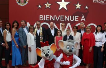 Công viên Europa. Hoàng tử Albert II khánh thành quận Monaco ở Rust