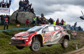 Cuộc biểu tình Acropolis. Chuỗi thủng lưới mới, địa hình dễ vỡ… Sébastien Ogier tận dụng sự kém may mắn của Thierry Neuville để giành chiến thắng