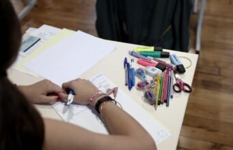 Đây là bài viết chính tả dành cho học sinh cấp hai, bạn sẽ mắc bao nhiêu lỗi?