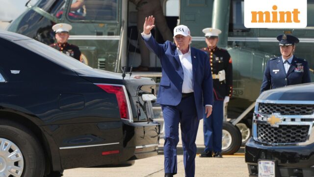 Donald Trump chỉ trích New York Times đưa tin về
