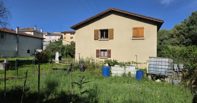 Drôme - Ardèche. “Đó là một người trong làng…”: sau