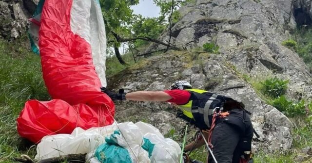 Haut-Rhin. Dù lượn bị thương nặng sau cú rơi ngoạn