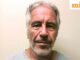 Hồ sơ của Jeffrey Epstein: Thẩm phán ra lệnh cho Bộ Tư pháp công bố các tài liệu chưa được biên tập, bao gồm các email ‘video tra tấn’ hoặc biện minh cho việc biên tập