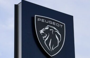 Hồi tưởng lại. Từ lò rèn đến đế chế Stellantis, Peugeot cách mạng hóa ngành ô tô Pháp như thế nào