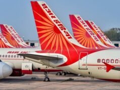Khoảnh khắc 3 máy bay Air India hư hỏng sau vụ va chạm do bão tại sân bay Delhi – Watch