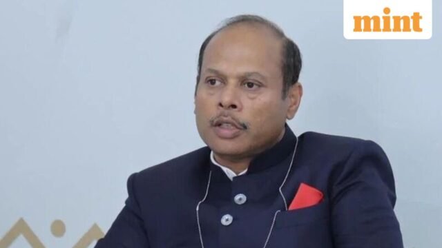 Lần đầu tiên, Vivek Aggarwal người Ấn Độ được bổ