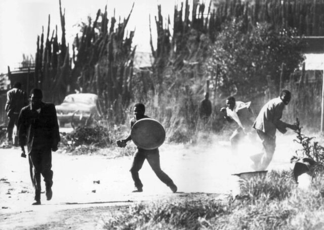 Ngày 16 tháng 6 năm 1976, cuộc nổi dậy Soweto