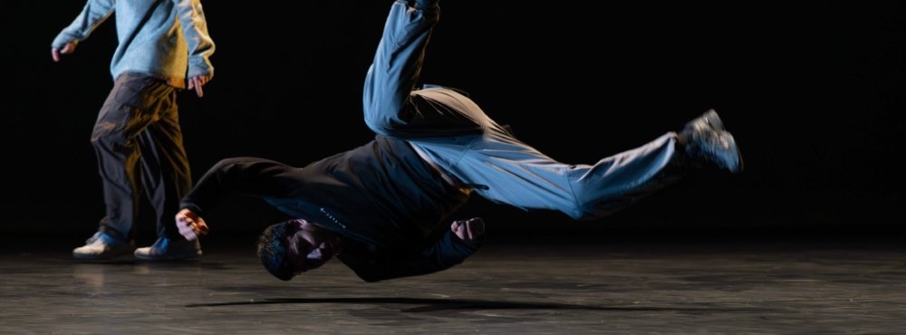 Nidāl (từ trong ra ngoài) của Marina Gomes và Elias Ardoin © Barbara Buchmann-Cotterot