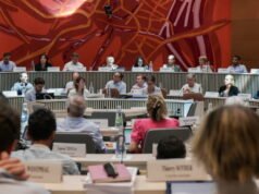 Strasbourg. Những người theo chủ nghĩa xã hội, trung dung, nhà sinh thái học, cánh hữu và phiến quân tái đấu chiến dịch