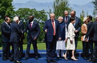 Tại G7 ở Evian, Donald Trump trình diễn màn trình diễn của mình… mà không chừa chỗ cho những người bổ sung