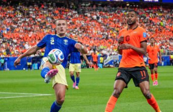 “Tên anh ấy là Elijah”: Bộ phim World Cup dành cho ngôi sao bóng đá, anh tiết lộ bức ảnh đau lòng về đứa con chưa sinh đã chết của mình
