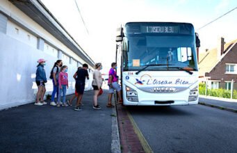 Trộm cắp nhiên liệu từ xe buýt ở phía Đông Somme