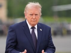 Trump cáo buộc Iran đứng sau các cuộc tấn công bằng máy bay không người lái vào tàu Ấn Độ; gọi các điều kiện mà Tehran tiết lộ về một thỏa thuận hòa bình là “sai”