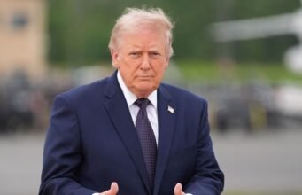 Trump cáo buộc Iran đứng sau các cuộc tấn công bằng máy bay không người lái vào tàu Ấn Độ; gọi các điều kiện mà Tehran tiết lộ về một thỏa thuận hòa bình là “sai”
