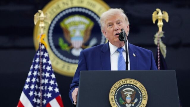 Trump dọa kiện ABC News vì phản ánh việc đưa