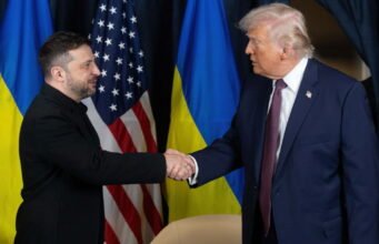 Trump tham dự cuộc gặp với Zelensky và ăn tối tại Versailles với Macron