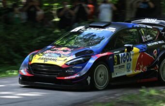 Tự động. Huyền thoại Sébastien Loeb không có đối thủ tại cuộc biểu tình Vosges, Raphaël Astier hạn chế sát thương trước Yoann Bonato, Lucas Darmezin thứ sáu