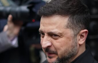 Ukraine: Zelensky hoan nghênh cuộc thảo luận “rất tích cực” với đặc phái viên Mỹ Tổng thống Ukraine chính thức được mời dự G7 ở Evian-les-Bains