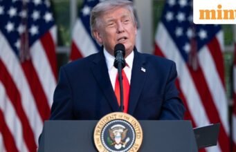 Vi phạm lệnh ngừng bắn ‘ngu ngốc’: Trump chỉ trích Iran vì cuộc tấn công bằng máy bay không người lái vào tàu chở hàng