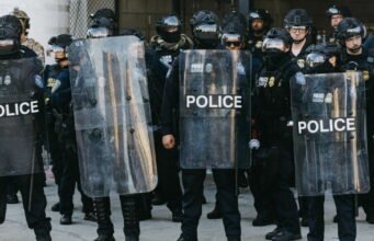 một cựu lính Mỹ bị FBI giết