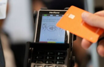 phương tiện thanh toán tương lai này có giá trị như thế nào? Ý kiến trái ngược của hai chuyên gia